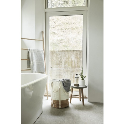 DisplaystigeiegetrfraHbsch880314-01